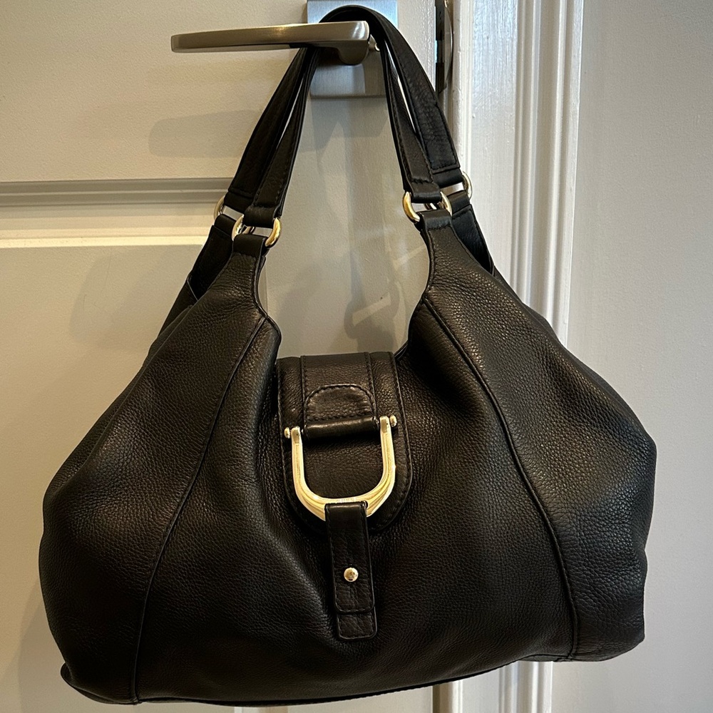 Gucci black leather Abby D Ring large two handled bag. Muted gold shiny hardware
